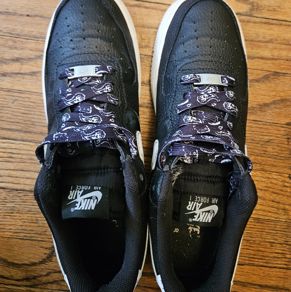 Nike Air Force 1 Black with White Accents